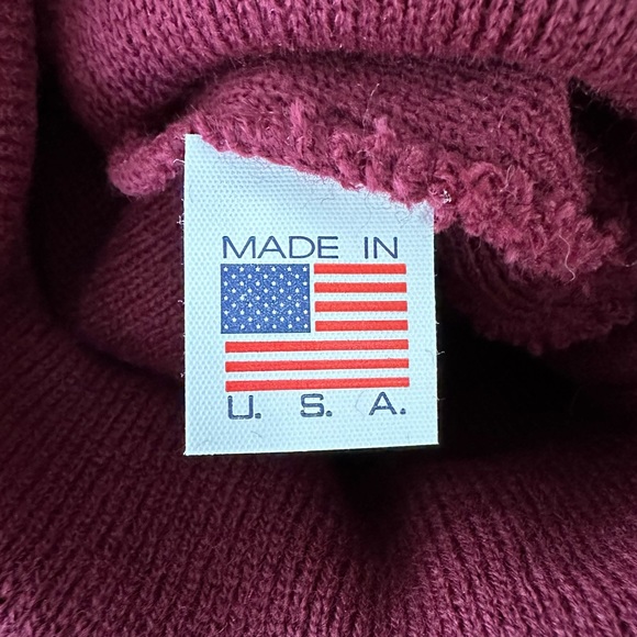 ❌ NEW Taylor Swift Unisex Red “All Too Well” Inspired Embroidered Ribbed Beanie - Picture 4 of 7